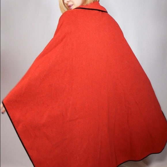 Original Lanz Salzburg Burnt Orange Wool Cape Circa 1960s - Picture 6 of 8